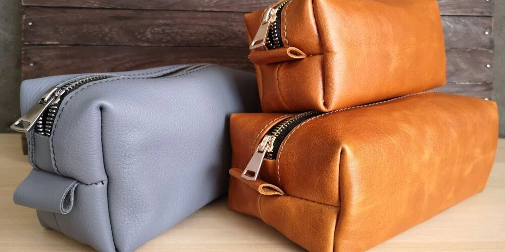 What all you need to explore before buying a Leather Toiletry Bag?