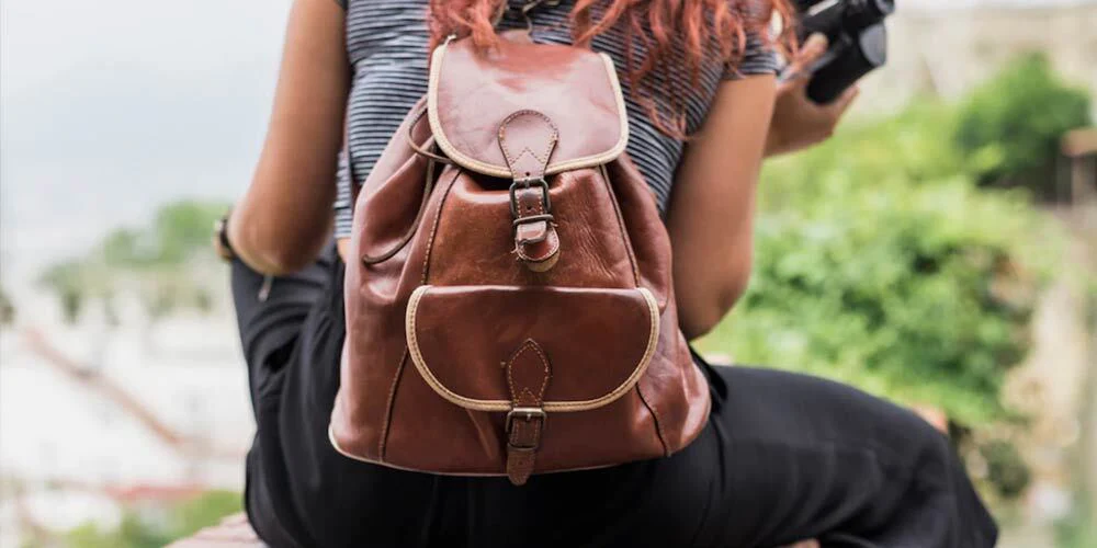 Ladies, Find the Right Leather Bag for You!